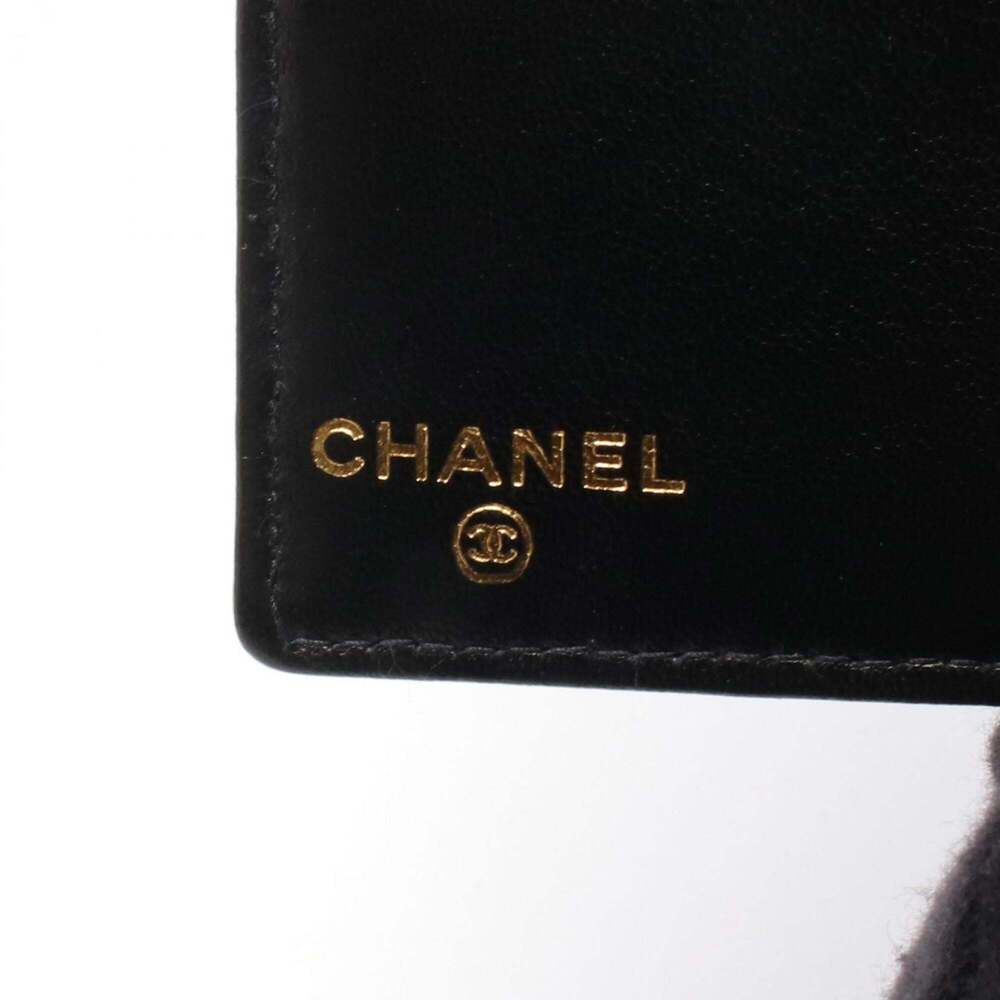 CHANEL Black Leather Logo Wallet - Picture 5 of 7